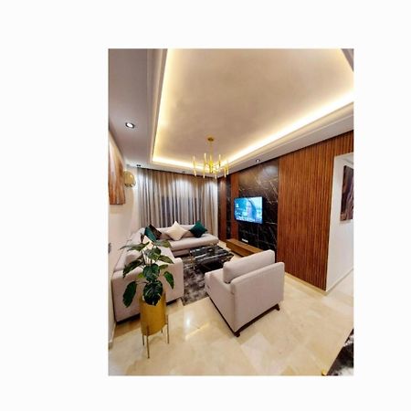 Modern Apartment Opposite The Hassan2 Mosque, Very Well Equipped And Stylish, 85 M2 With Gym And Direct Sea View With Underground Garage , Prohibits Unmarried Couples Of Arab Origin Καζαμπλάνκα Εξωτερικό φωτογραφία
