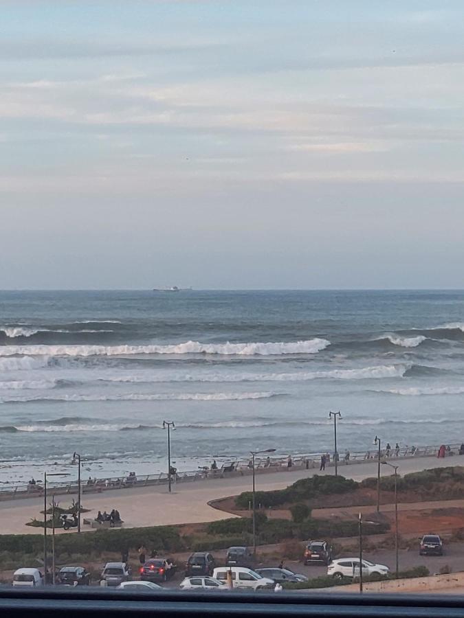 Modern Apartment Opposite The Hassan2 Mosque, Very Well Equipped And Stylish, 85 M2 With Gym And Direct Sea View With Underground Garage , Prohibits Unmarried Couples Of Arab Origin Καζαμπλάνκα Εξωτερικό φωτογραφία