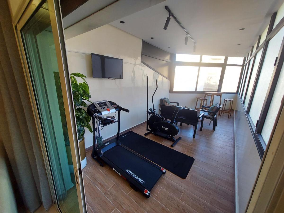 Modern Apartment Opposite The Hassan2 Mosque, Very Well Equipped And Stylish, 85 M2 With Gym And Direct Sea View With Underground Garage , Prohibits Unmarried Couples Of Arab Origin Καζαμπλάνκα Εξωτερικό φωτογραφία