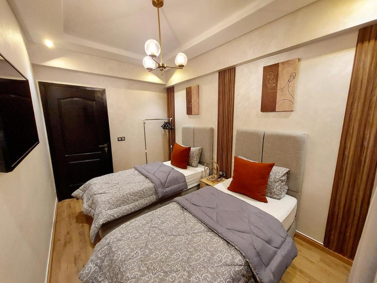 Modern Apartment Opposite The Hassan2 Mosque, Very Well Equipped And Stylish, 85 M2 With Gym And Direct Sea View With Underground Garage , Prohibits Unmarried Couples Of Arab Origin Καζαμπλάνκα Εξωτερικό φωτογραφία