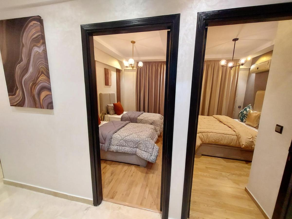 Modern Apartment Opposite The Hassan2 Mosque, Very Well Equipped And Stylish, 85 M2 With Gym And Direct Sea View With Underground Garage , Prohibits Unmarried Couples Of Arab Origin Καζαμπλάνκα Εξωτερικό φωτογραφία