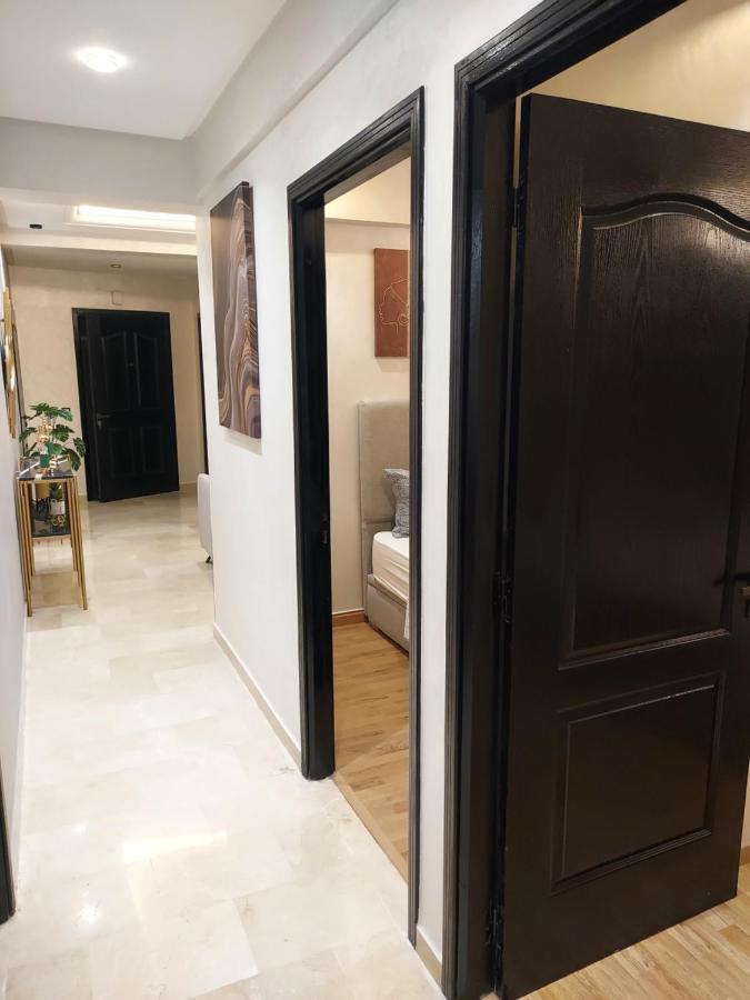 Modern Apartment Opposite The Hassan2 Mosque, Very Well Equipped And Stylish, 85 M2 With Gym And Direct Sea View With Underground Garage , Prohibits Unmarried Couples Of Arab Origin Καζαμπλάνκα Εξωτερικό φωτογραφία