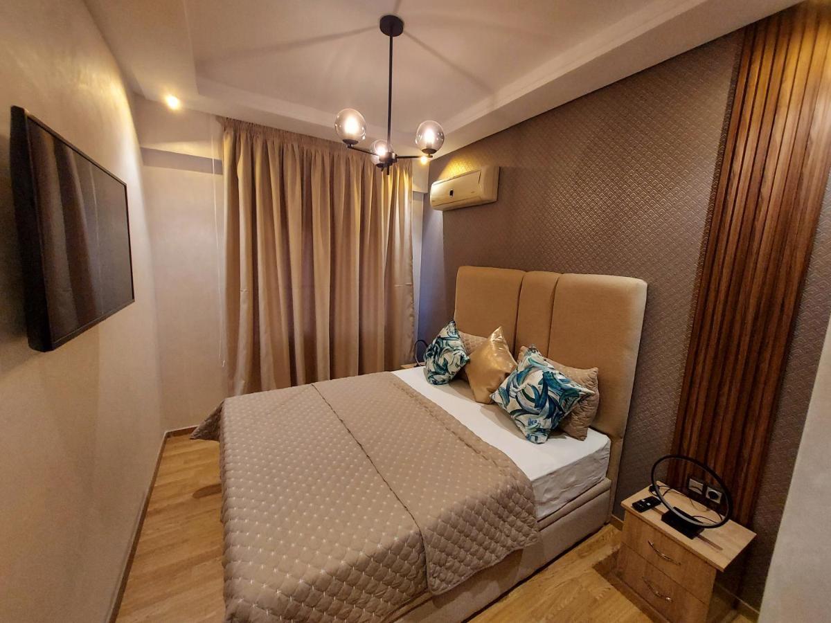 Modern Apartment Opposite The Hassan2 Mosque, Very Well Equipped And Stylish, 85 M2 With Gym And Direct Sea View With Underground Garage , Prohibits Unmarried Couples Of Arab Origin Καζαμπλάνκα Εξωτερικό φωτογραφία