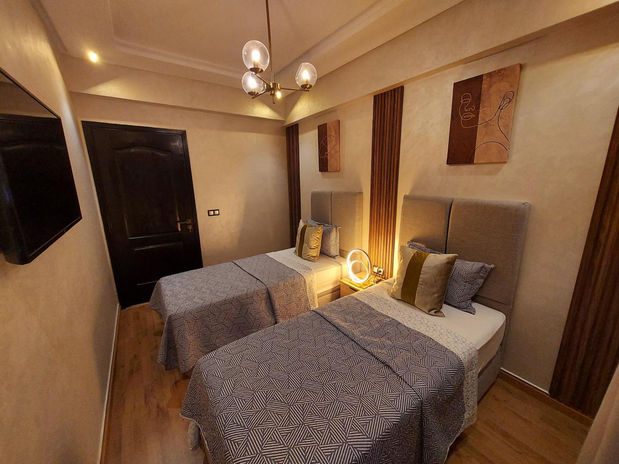 Modern Apartment Opposite The Hassan2 Mosque, Very Well Equipped And Stylish, 85 M2 With Gym And Direct Sea View With Underground Garage , Prohibits Unmarried Couples Of Arab Origin Καζαμπλάνκα Εξωτερικό φωτογραφία
